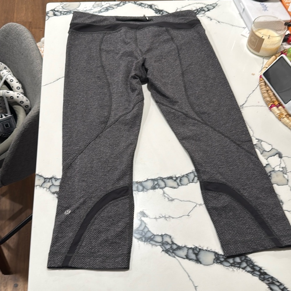 Lululemon Capri leggings